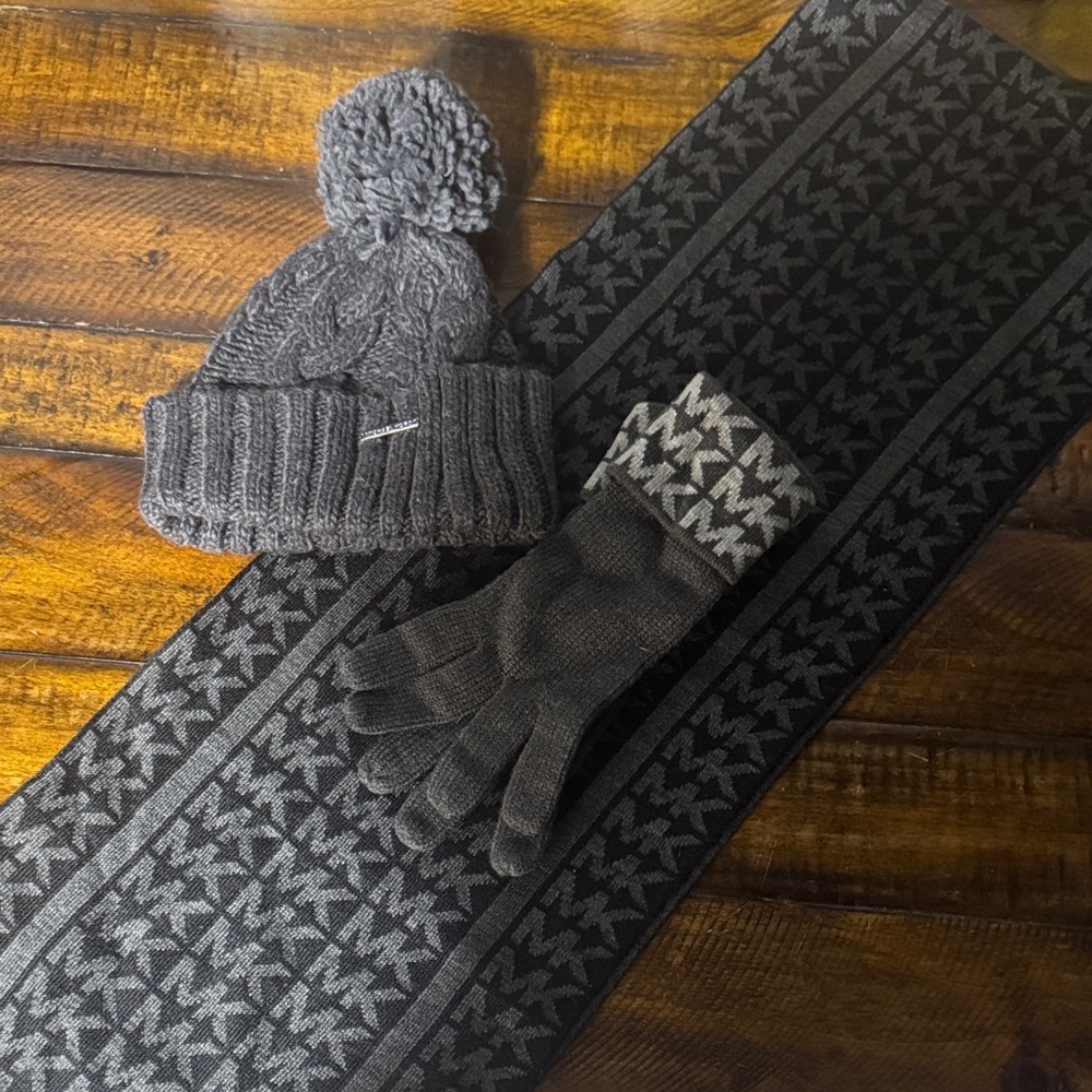 Michael Kors Charcoal Knit Hat, Scarf, and Gloves Set